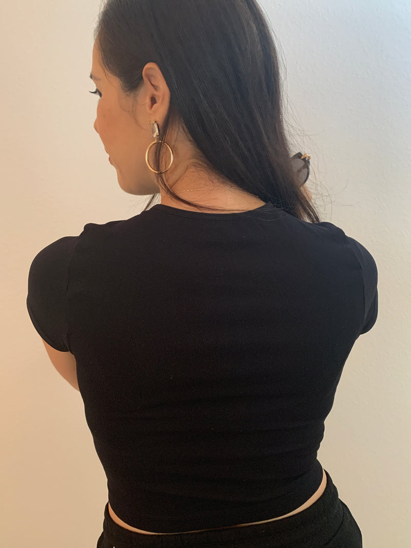 Black Tight Crop Tee